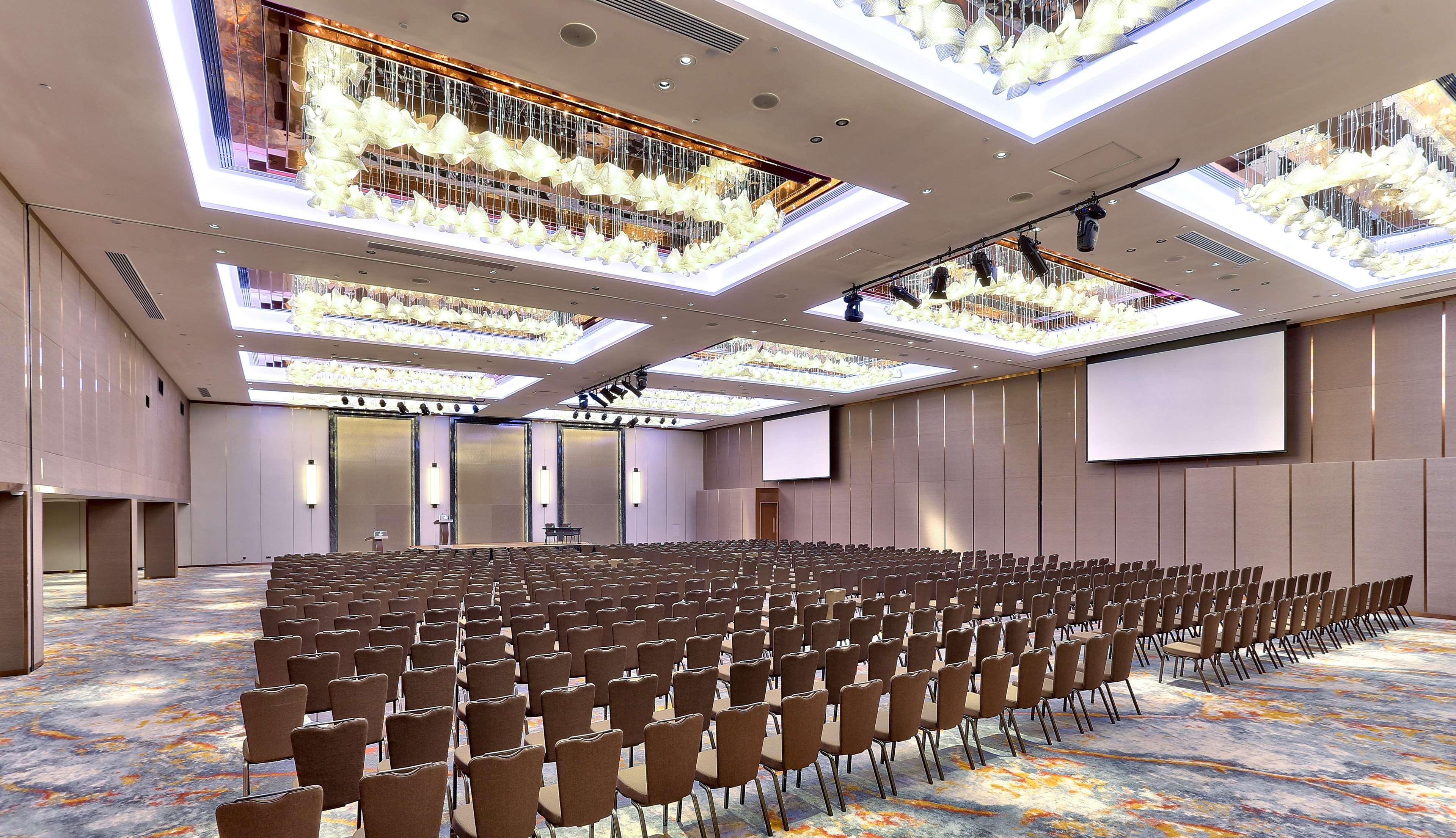 Hilton Kota Kinabalu Ξενοδοχείο Εξωτερικό φωτογραφία The Grand Ballroom