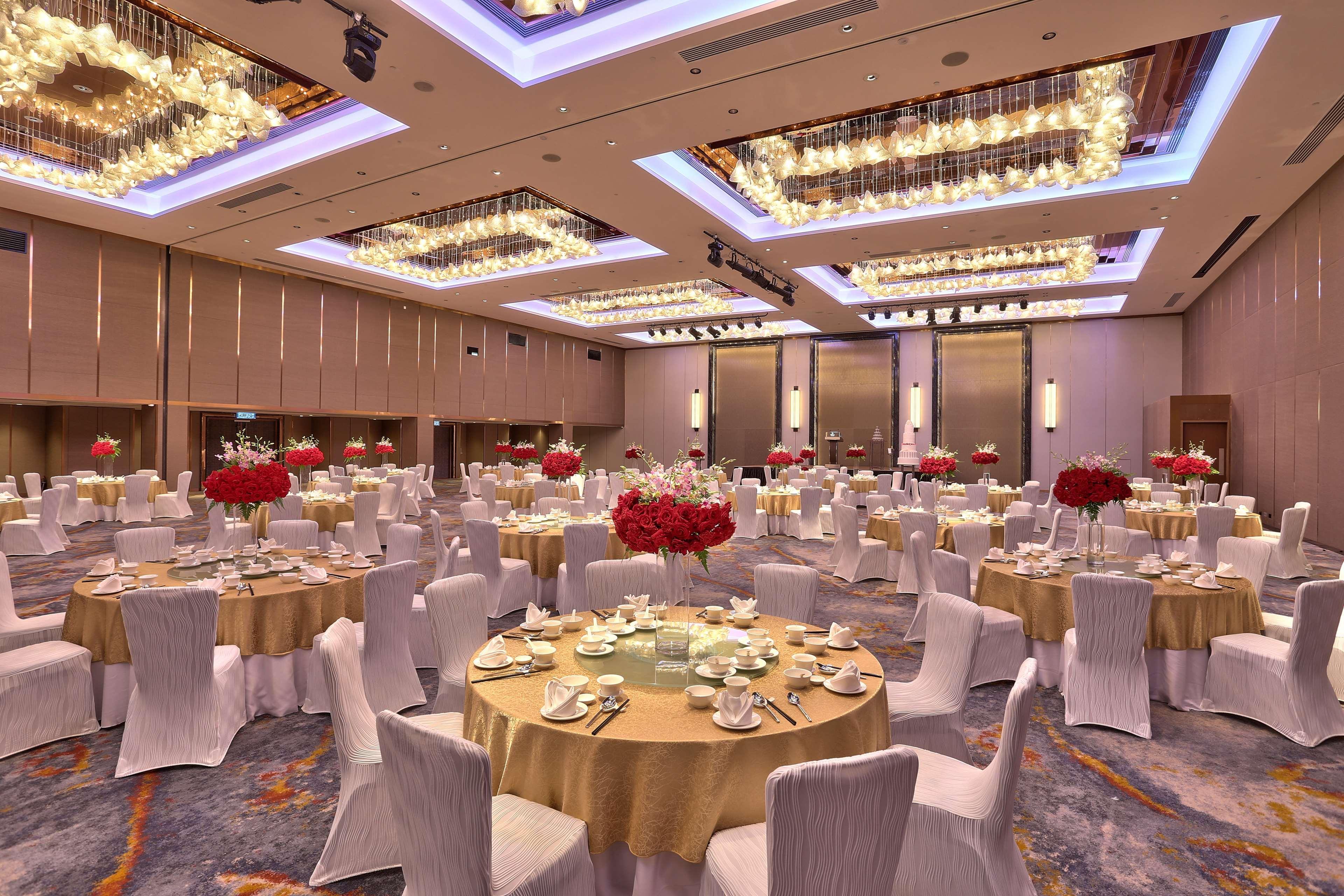 Hilton Kota Kinabalu Ξενοδοχείο Εξωτερικό φωτογραφία The Grand Ballroom